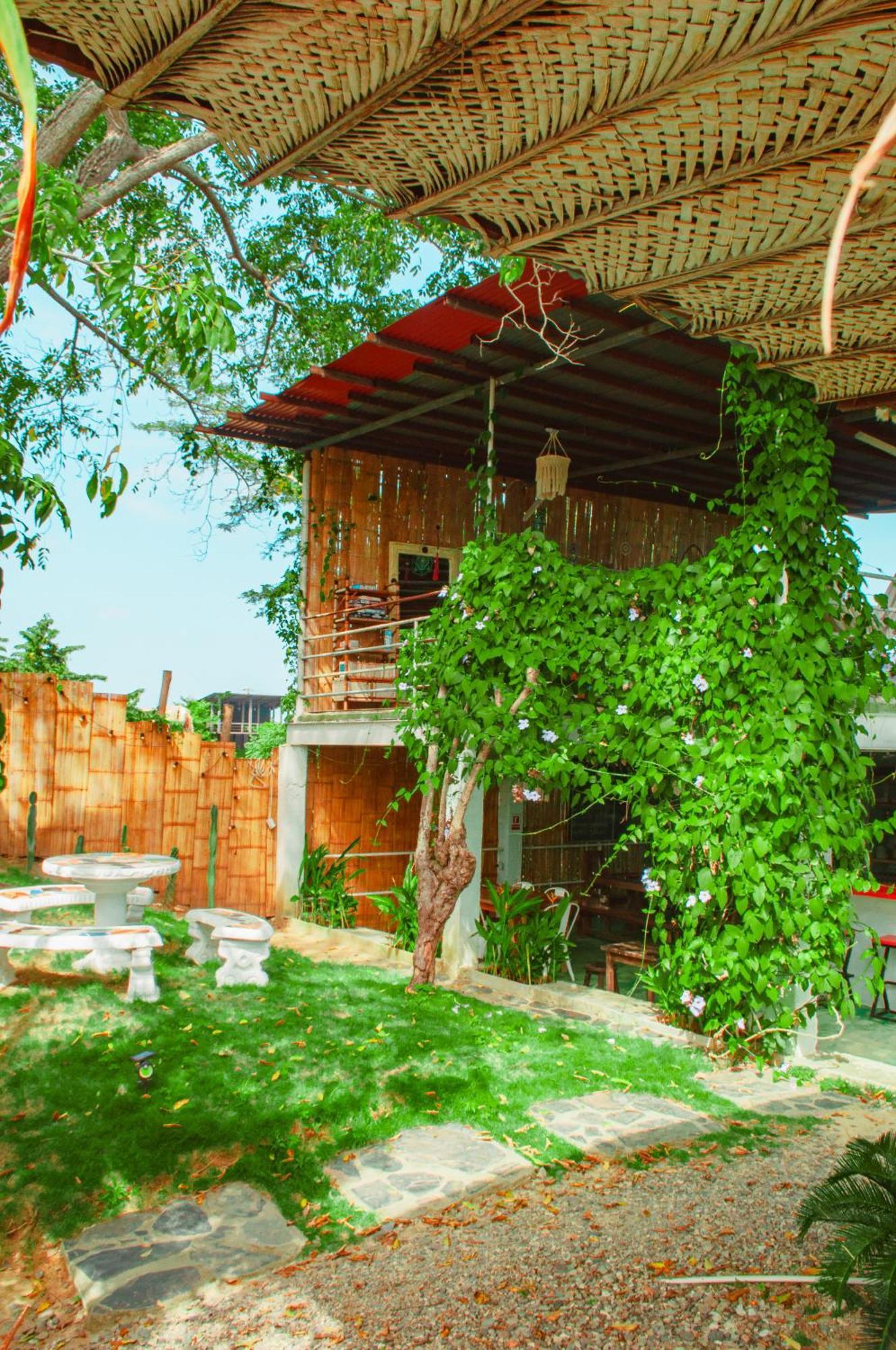 Hotel Renasci Palomino Extérieur photo